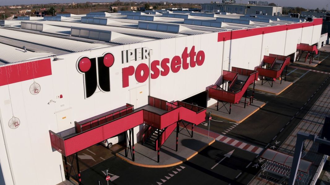 Una foto di Iper Rossetto