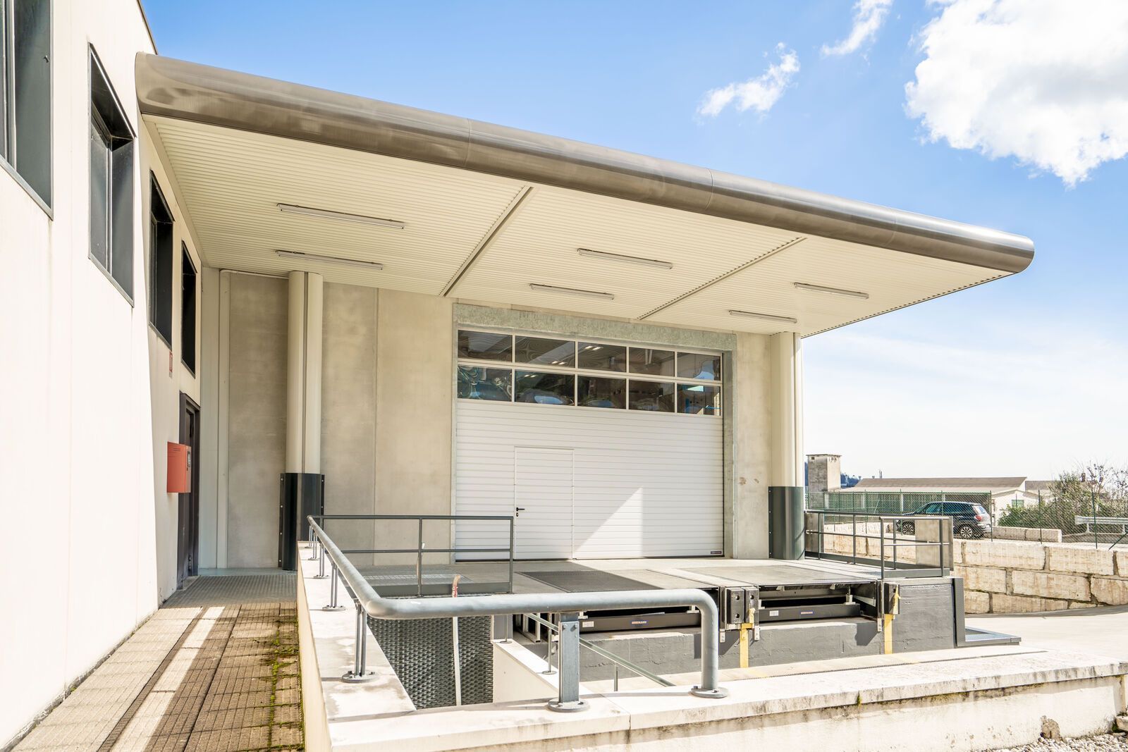 Tettoia in acciaio Effevi per SIR - Tettoia Corta (249__7_copy_1.jpg)