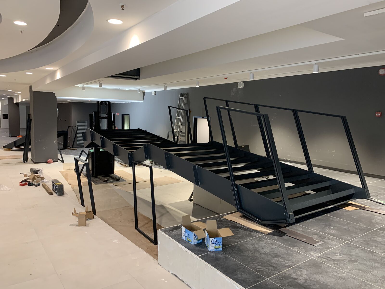 Scala di servizio architettonica Effevi per UCI Luxe Palladio (120_03.jpg)