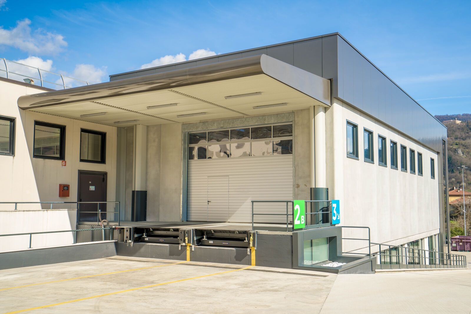 Tettoia in acciaio Effevi per SIR - Tettoia Corta (249__2_copy_1.jpg)