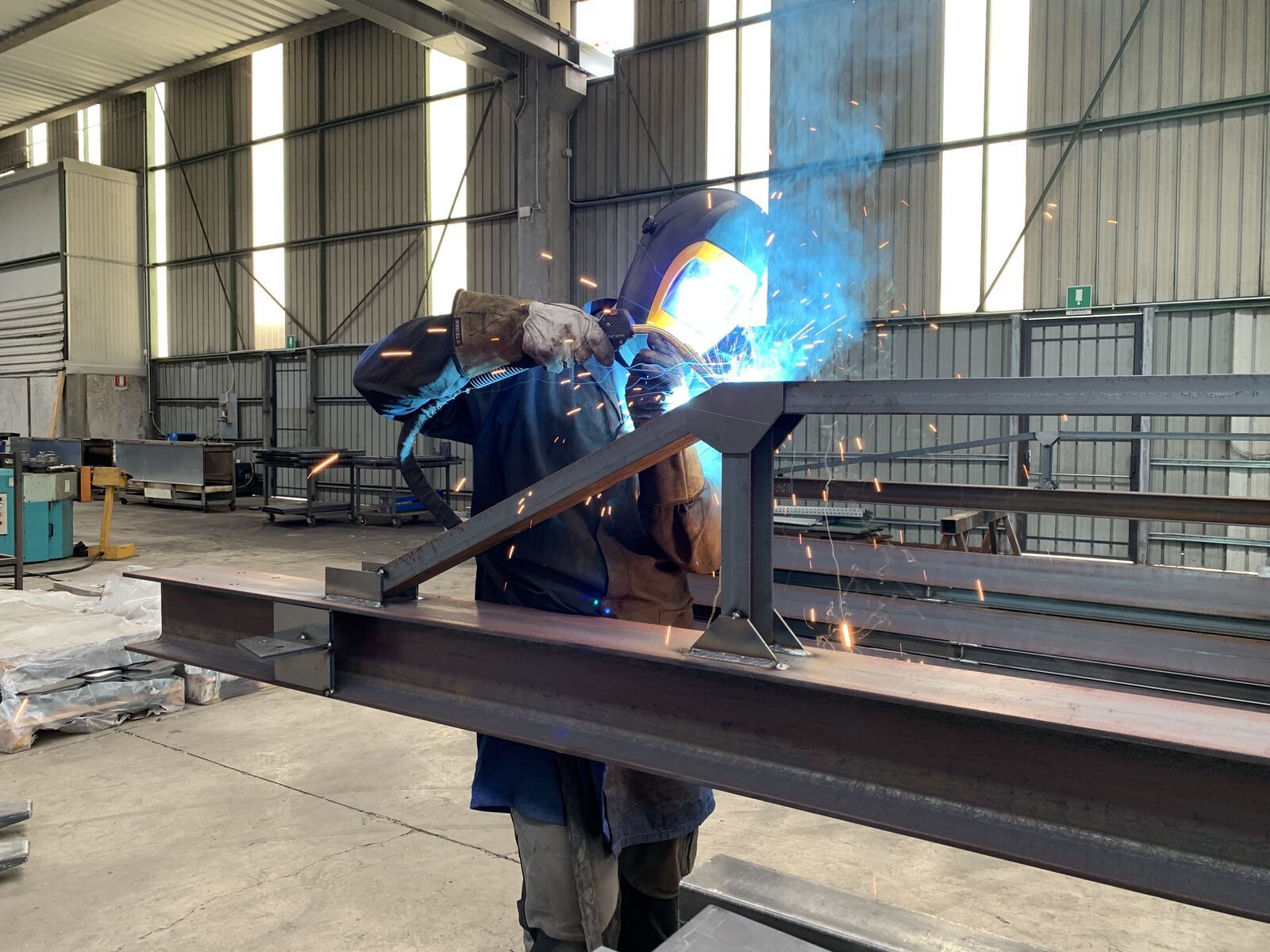 Tettoia in acciaio Effevi per Alfa Laval (92__1.jpg)