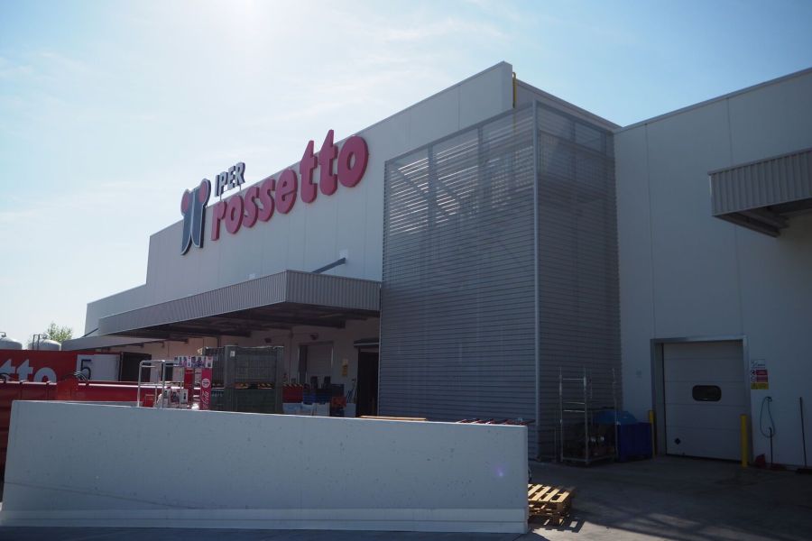 Scala di servizio industriale Effevi per Iper Rossetto