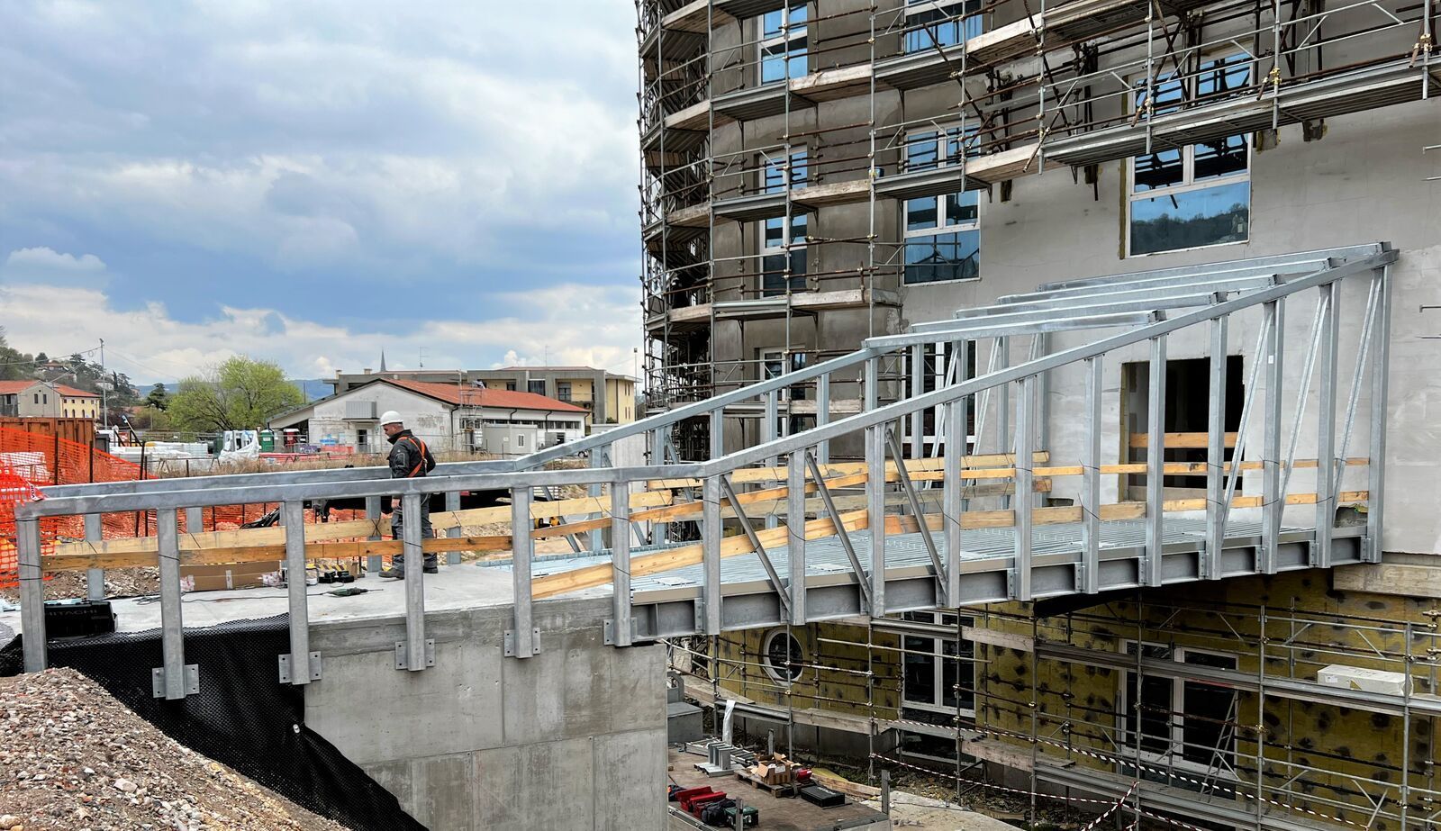 Ponte pedonale Effevi per Ospedale di Montecchio - Passerella Nord (202__26_INTRO.jpg)