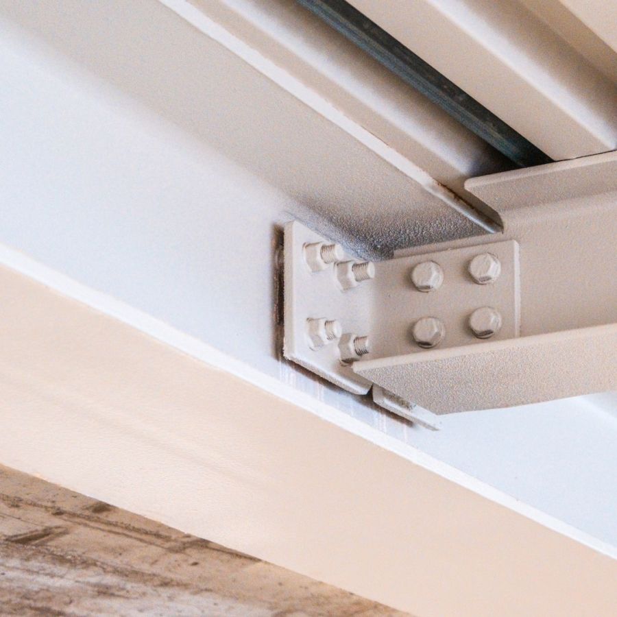 Trattamenti REI per strutture in acciaio: guida completa a caratteristiche, tipologie e normative