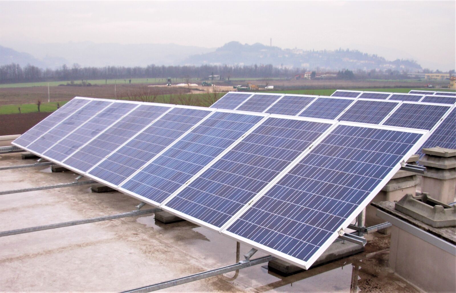 Struttura di sostegno per moduli fotovoltaici Effevi per Meneghini (194__1.jpg)