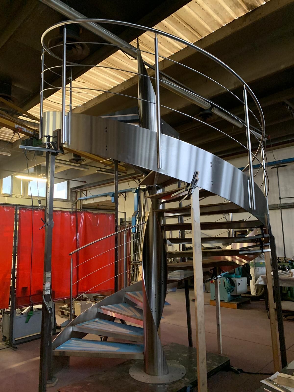 Scala di servizio architettonica Effevi per J&A (113__4.jpg)