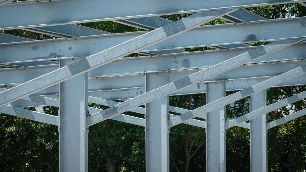 Tettoia in acciaio Effevi per CAME - Parcheggio