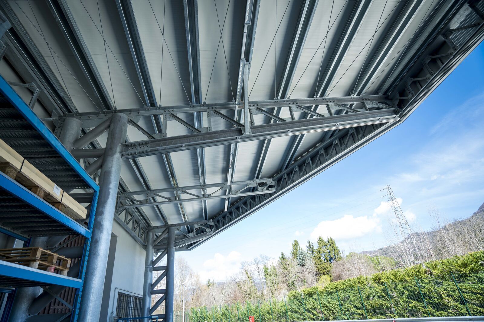 Tettoia in acciaio Effevi per SIR - Tettoia Lunga (250__14_copy_1.jpg)