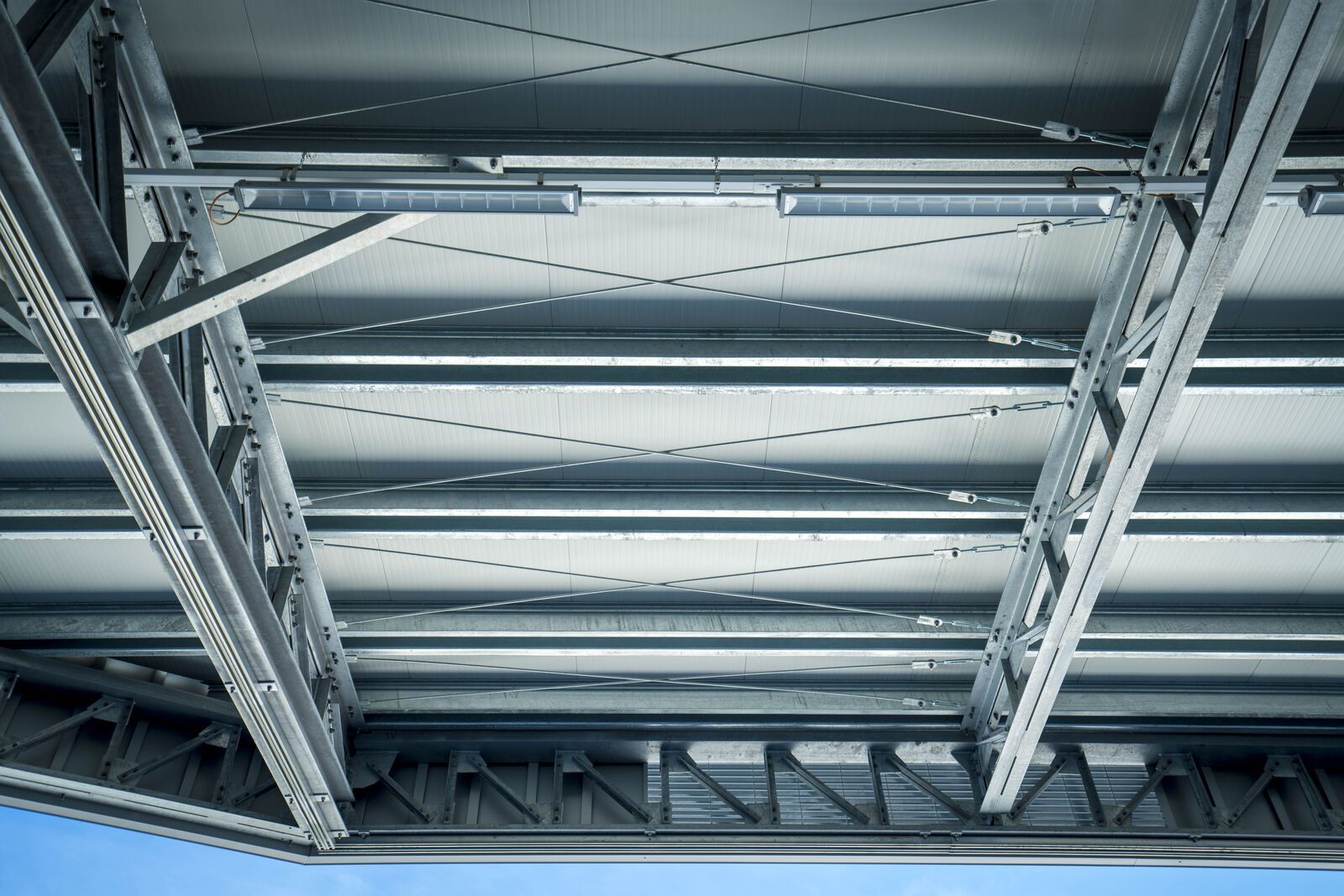 Tettoia in acciaio Effevi per SIR - Tettoia Lunga (250__16_copy_1.jpg)