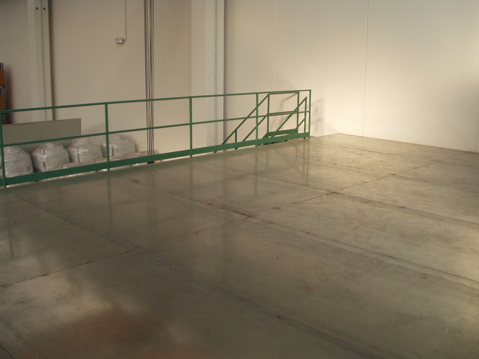 Soppalco in acciaio Effevi per Save Fumisteria (206__7.jpg)