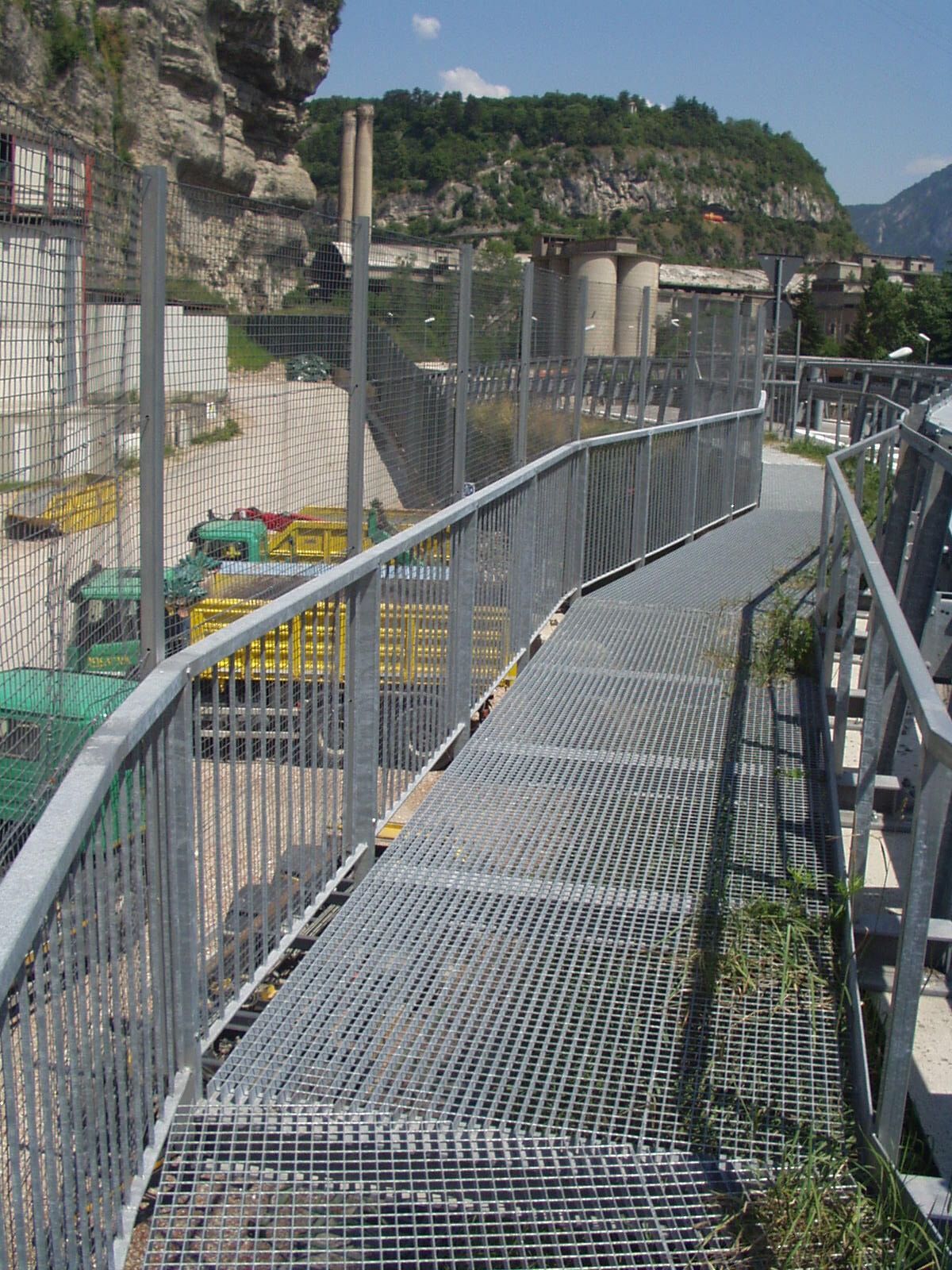Ponte pedonale Effevi per Pista Ciclabile di Trento (73__2.jpg)