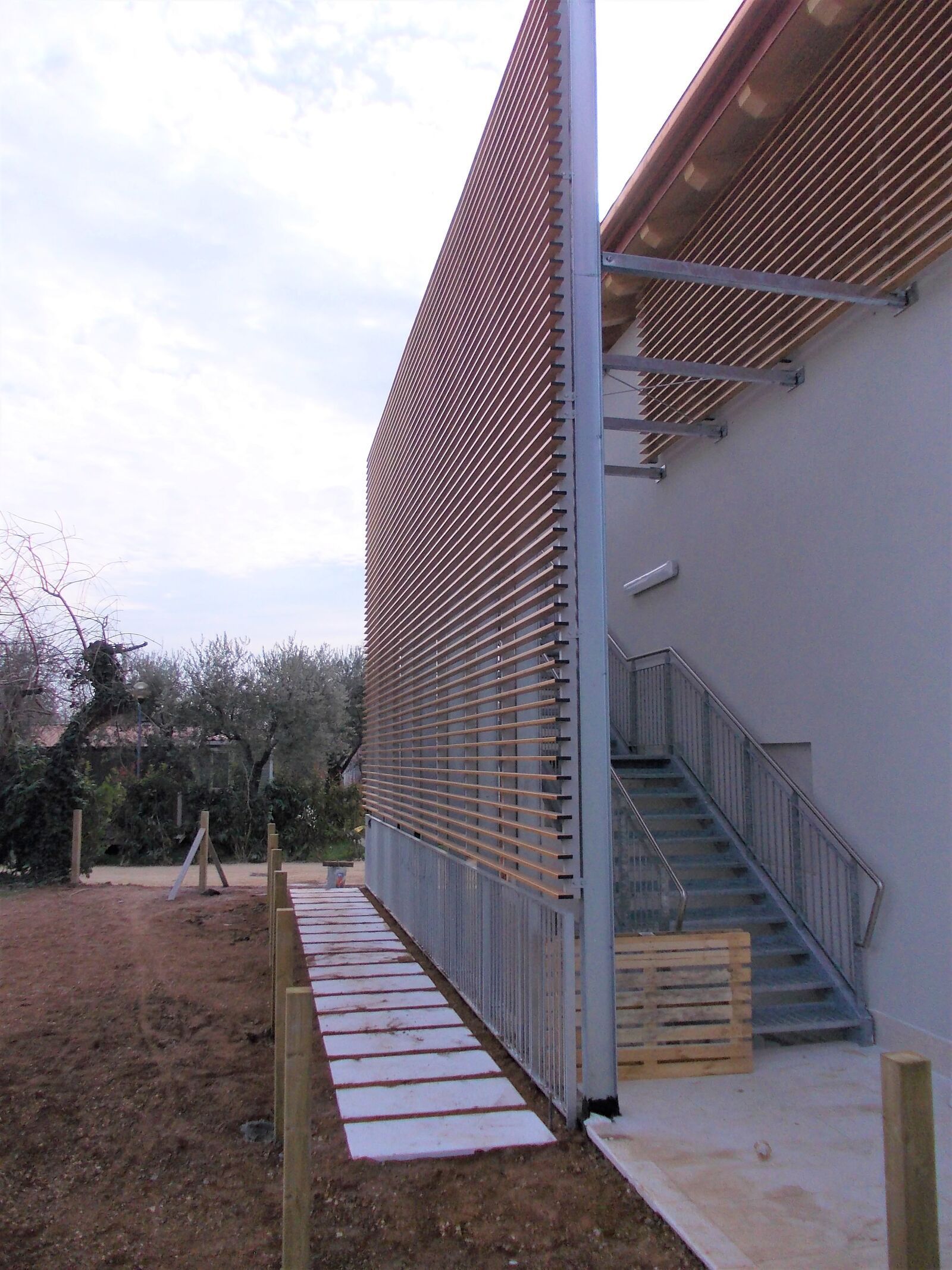 Scale di sicurezza rivestita Effevi per Camping Piani di Clodia (137__7.JPG)