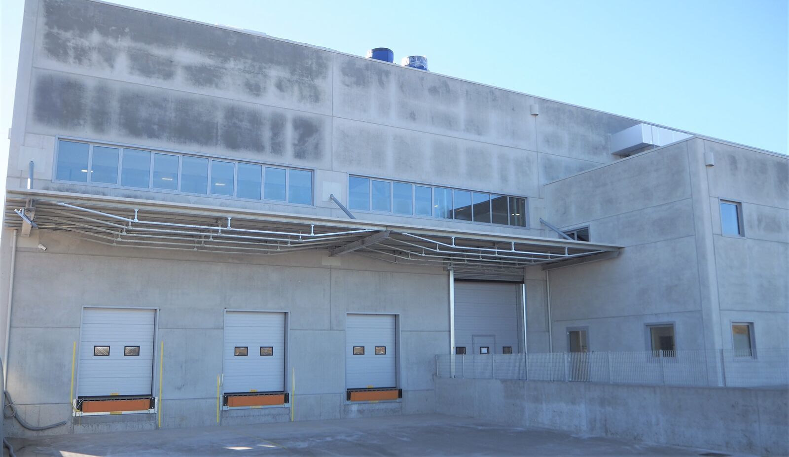 Tettoia in acciaio Effevi per Alfa Laval (92__4.JPG)