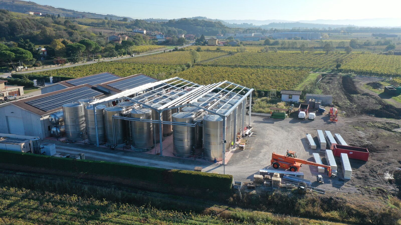 Edificio in acciaio Effevi per Ca del Sette (224_06.JPG)