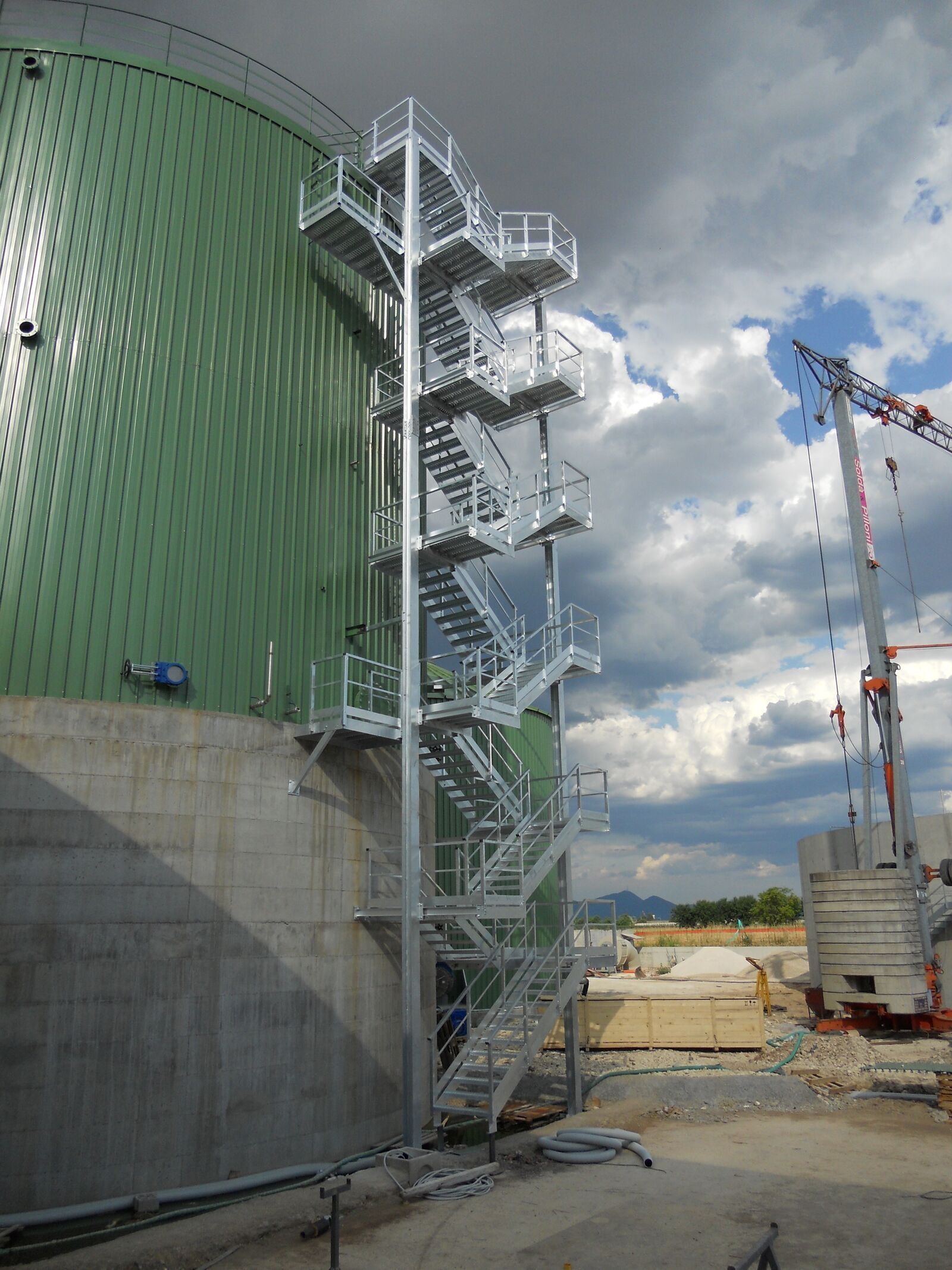 Scala di servizio industriale Effevi per Berica Impianti (132_12.JPG)