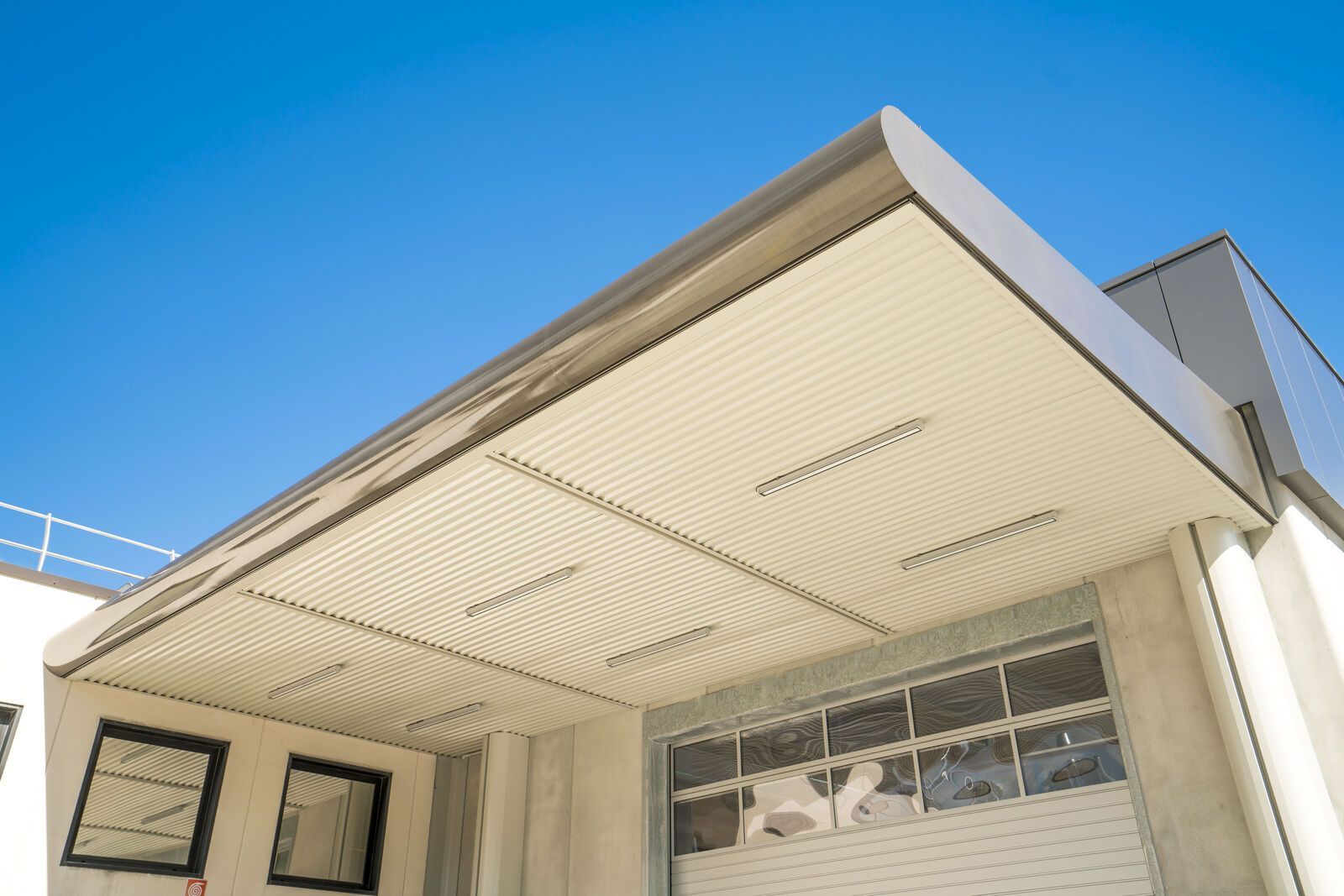 Tettoia in acciaio Effevi per SIR - Tettoia Corta (249__3_copy_1.jpg)